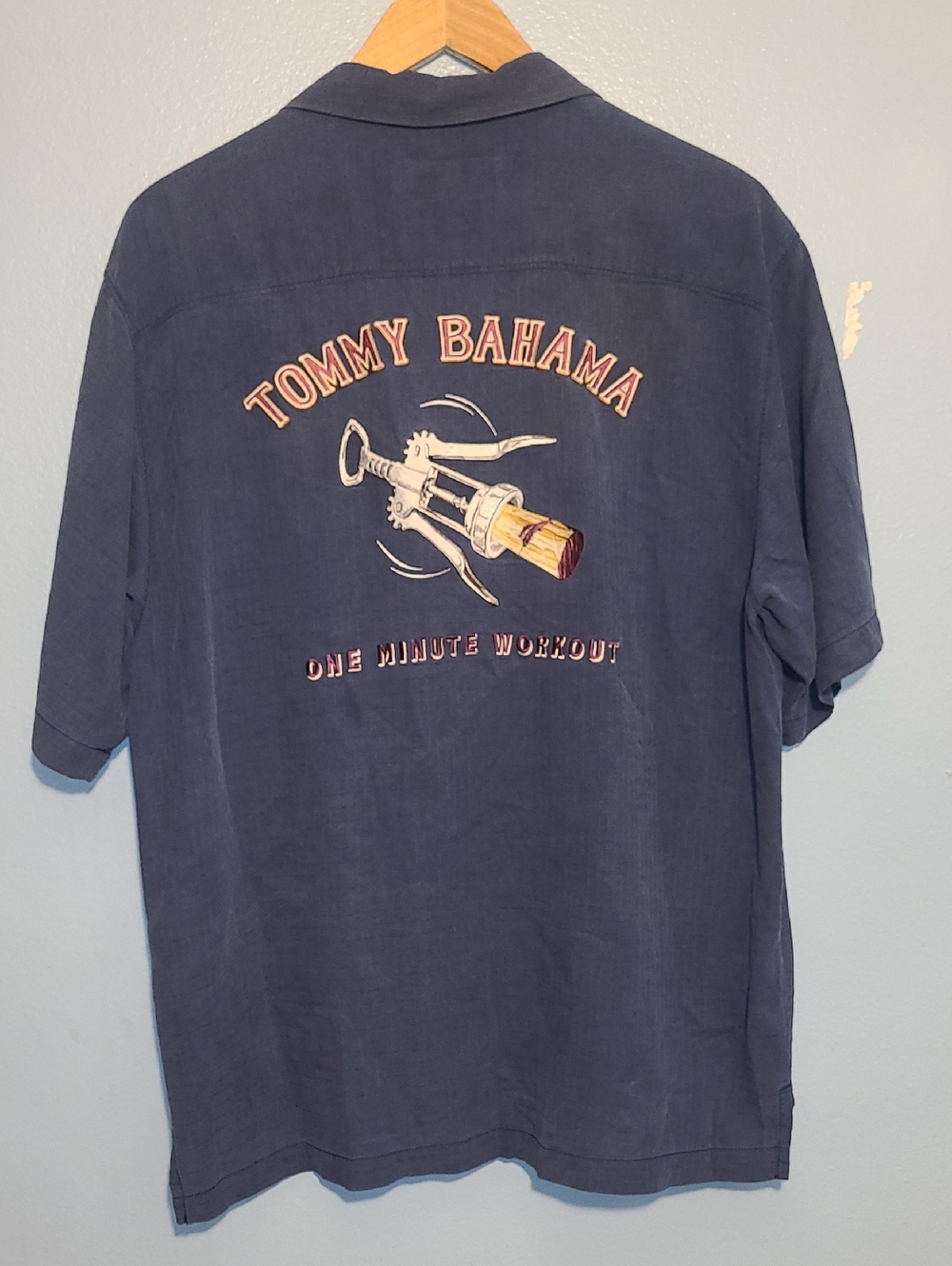 Tommy Bahama 100%silk Navy Short-Sleeve Embroidered Back Logo Shirt Size L